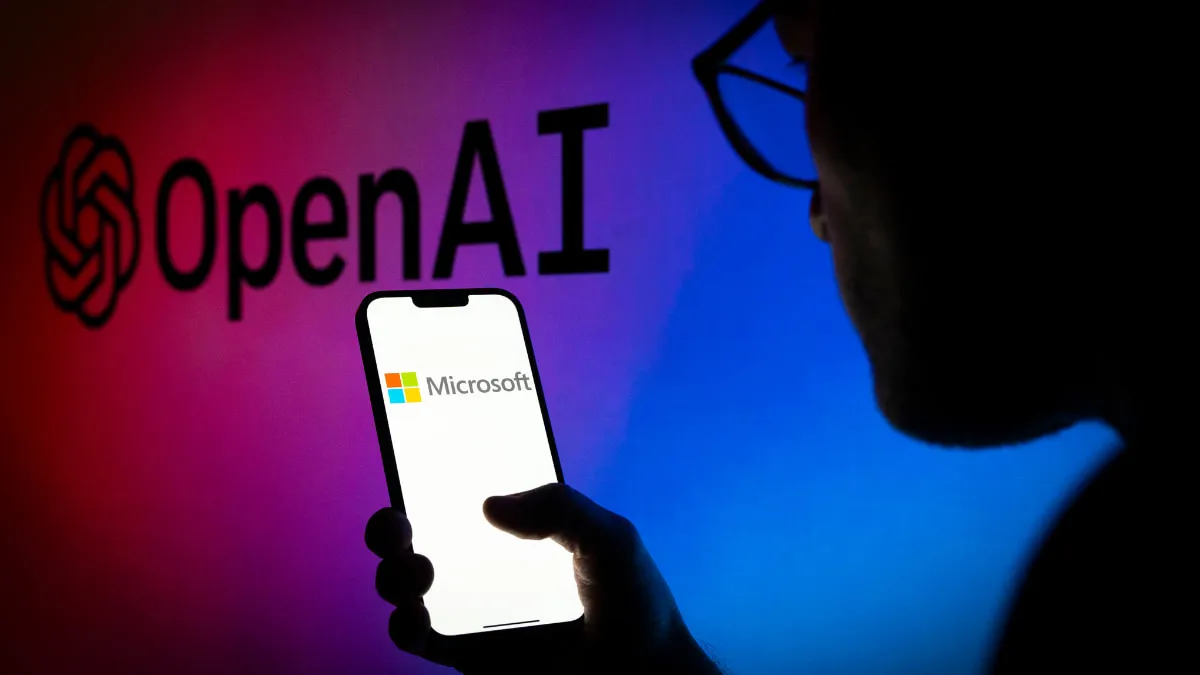 OpenAI, Microsoft மீது Antitrust குற்றச்சாட்டைப் பதிவு செய்யக் கருதியதா? – AI கூட்டாண்மையில் புயல்!